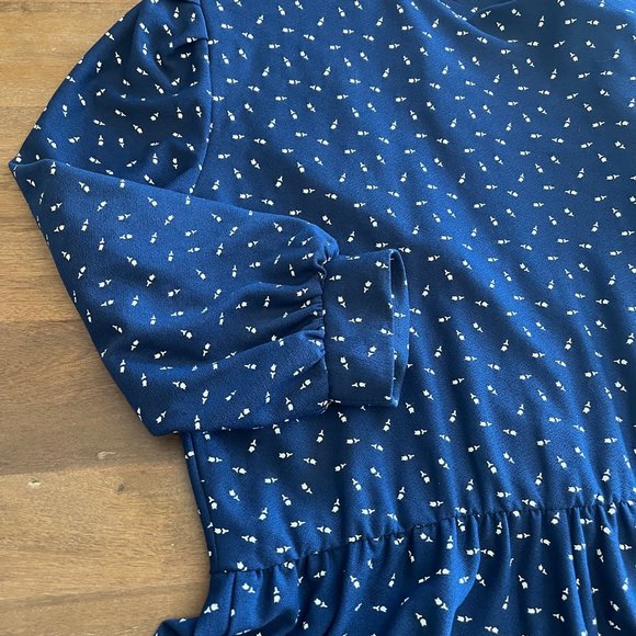 Tabby of California | Vintage Career Dress Blue Women’s Size 6 with Rose Pattern - Picture 5 of 10